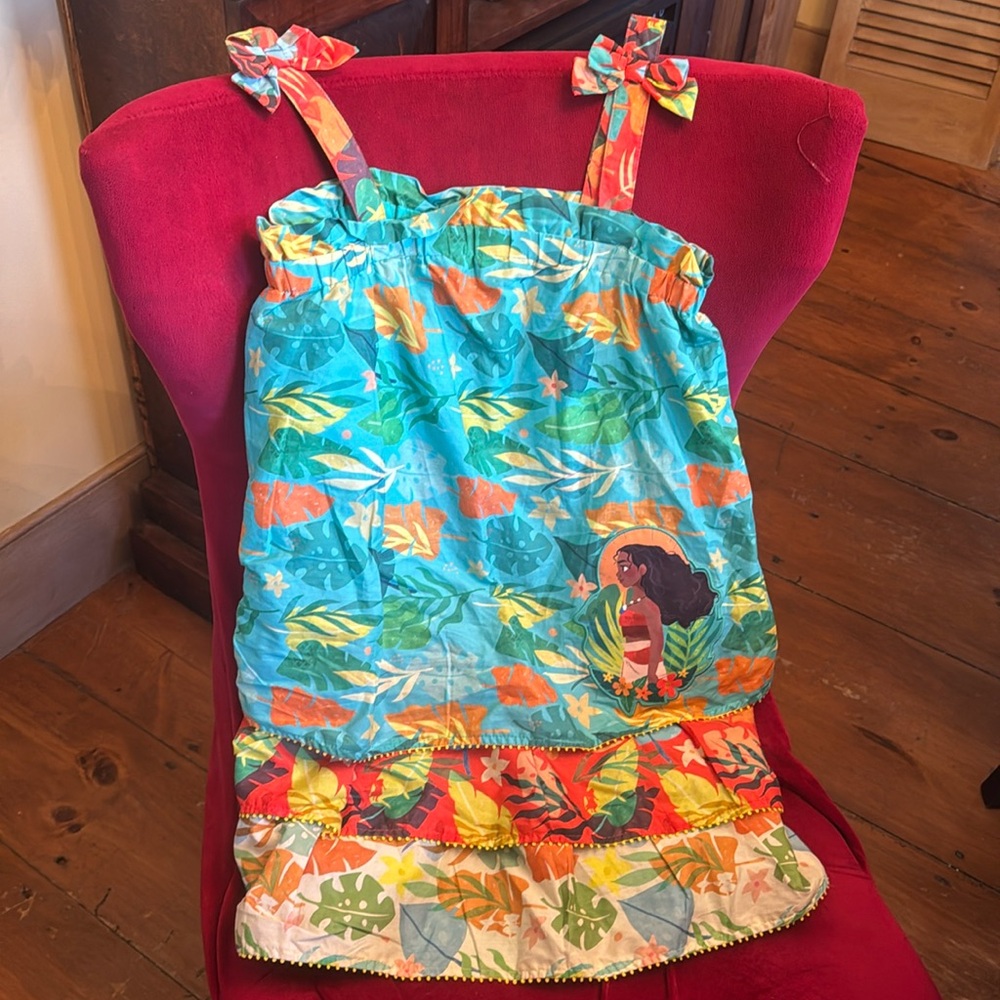 Disney Parks Moana Dress NWT Size 9/10